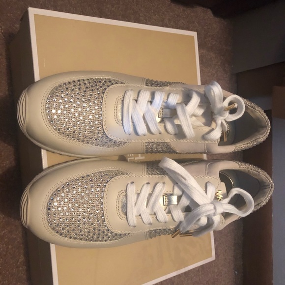 MK SNEAKERS - Picture 8 of 8